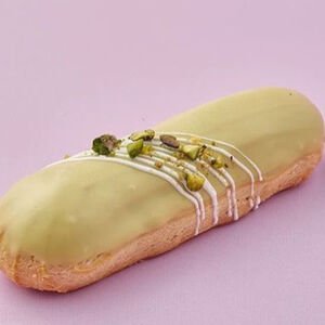 Эклер Фисташковый